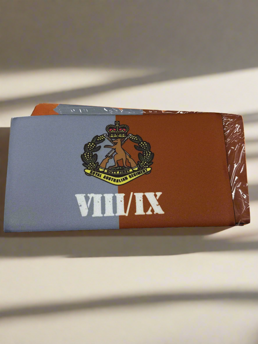 8/9RAR  stubby cooler